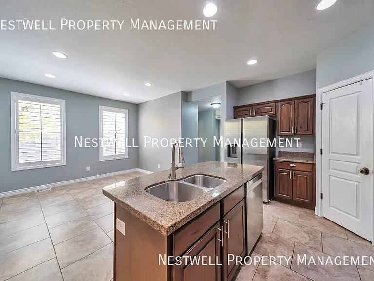 5424 W Brentford Ct — Photo 6