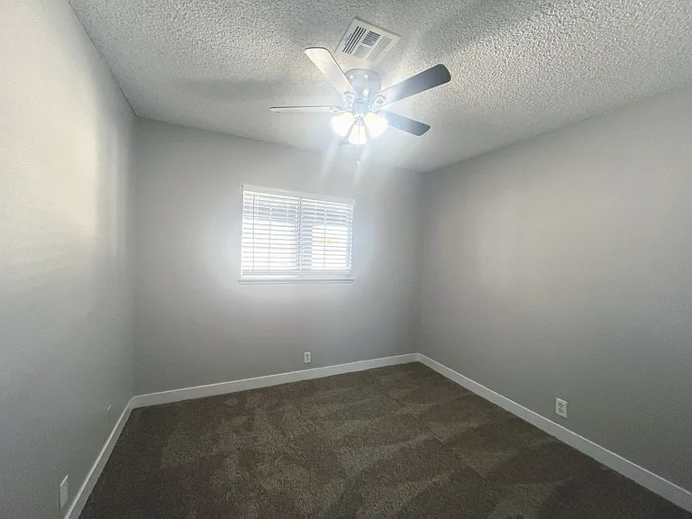 3801 Valley Forge Ave — Photo 36