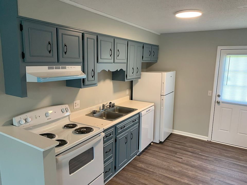 1st image of 230 Lanier Dr #283