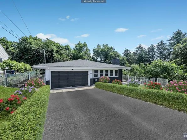 27 Franklin Ave, Wallington, NJ 07057