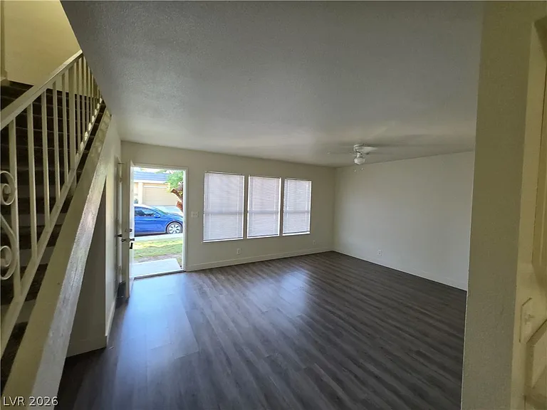 3364 Royce Ct — Photo 44
