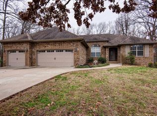2030 Olde Gate Rd, Nixa, MO 65714