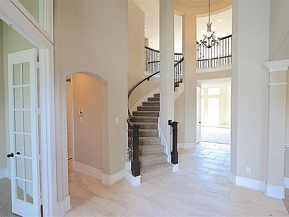 5th image of 1611 Spiga Ln