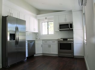 883 Park Ave, Huntington, NY 11743