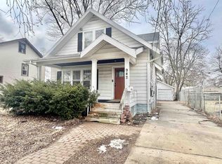 942 Moore St, Beloit, WI 53511