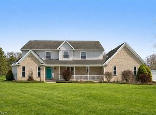 4184 Hunters Ridge Dr, Ravenna, OH 44266