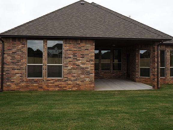 2nd image of 3700 Sendera Lakes Dr