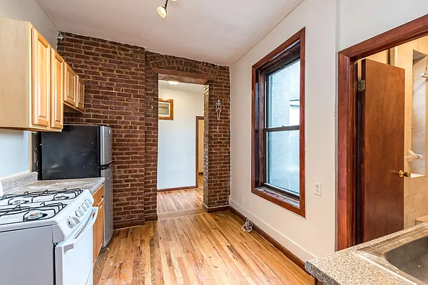 Rented by Nooklyn NYC LLC | media 23