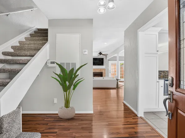 2606 Encina, Irving, TX