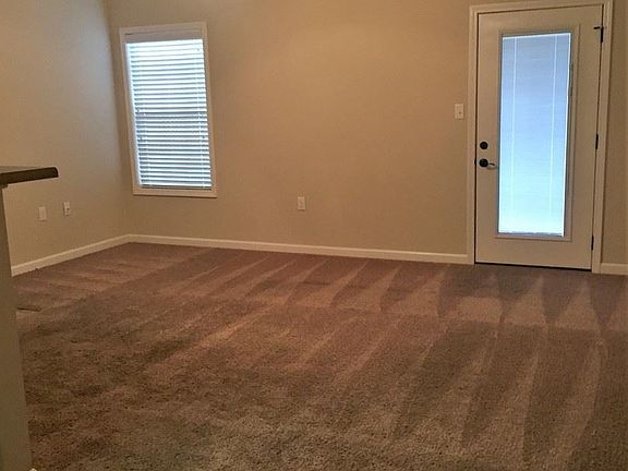 2nd image of 2796 Fitzgerald Industrial Dr APT F7