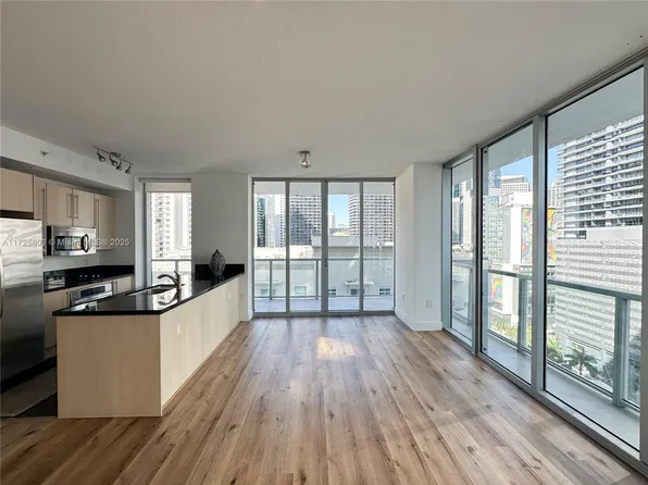 1111 SW 1st Ave APT 1820, Miami, FL 33130