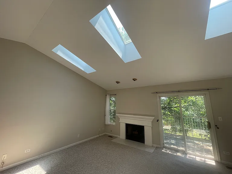 2393 Madiera Ct — Photo 3