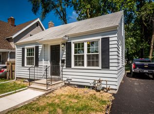 814 George Ave, Aurora, IL 60505