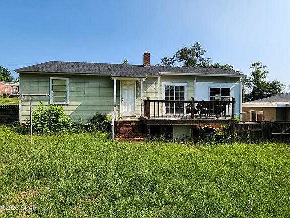 2nd image of 4395 Deering St