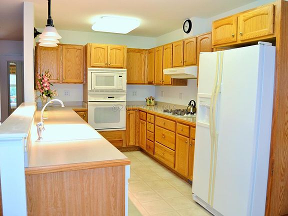 A-5 12712 Selby Rd. Bishopville Kitchen