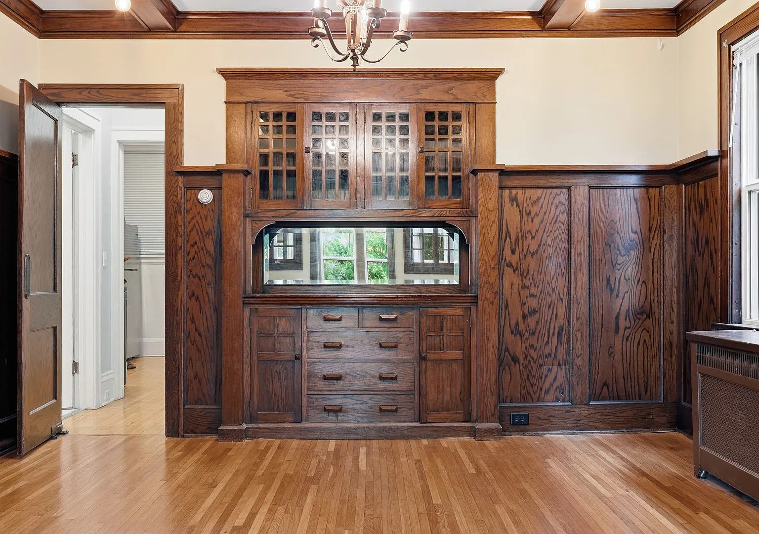 1899 Selby Avenue — Photo 4