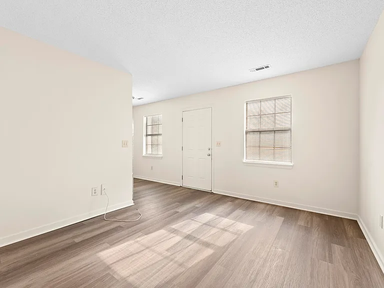 1202 Bexley St #C — Photo 3
