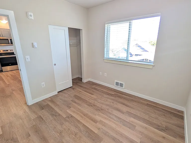 3715 McKinley Ave #207 — Photo 16