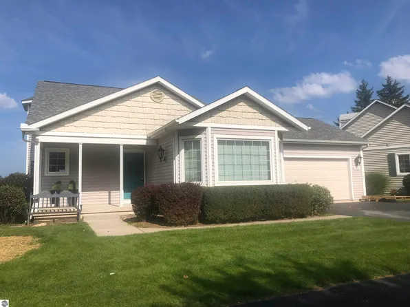 6375 Singletree Ln #3, Williamsburg, MI 49690