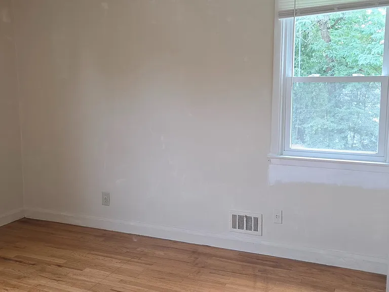 3109 Smith Ave — Photo 7