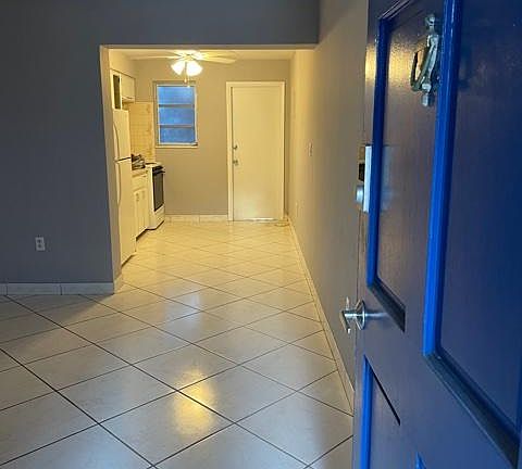 3rd image of 1590 Michigan Ave APT 3