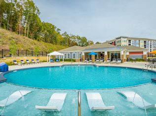 Hawthorne at the W, Chattanooga, TN 37405