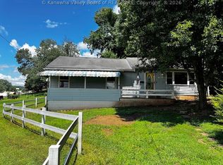 505 Walker St, Nitro, WV 25143