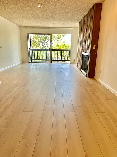 3204 Raintree Cir Photo 1