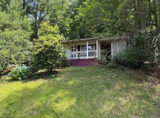 146 Anglin Run Dr, Philippi, WV 26416