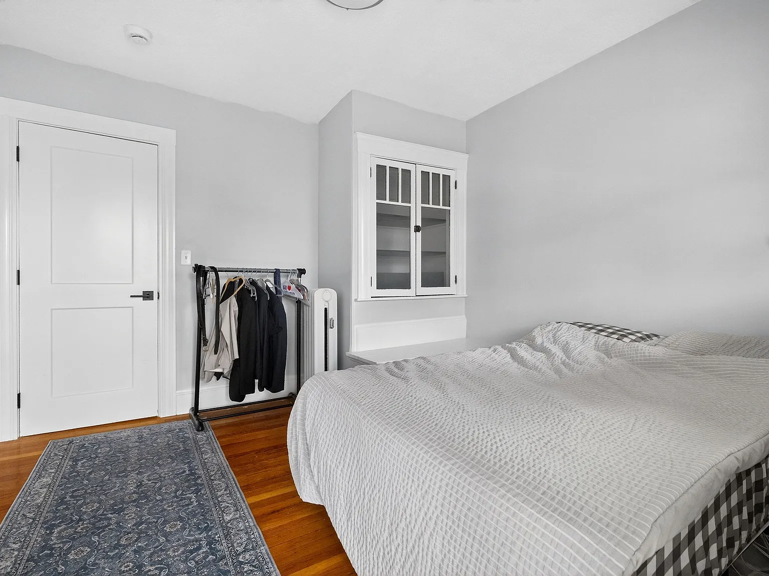 4 bed, 9999 sqft, $5,400 — Photo 4