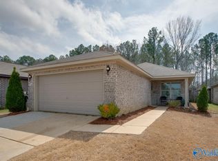 150 Winstead Cir, Owens Cross Roads, AL 35763