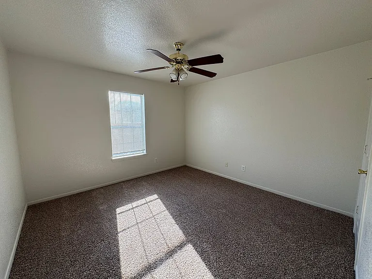 3400 Cantabrian Dr — Photo 7
