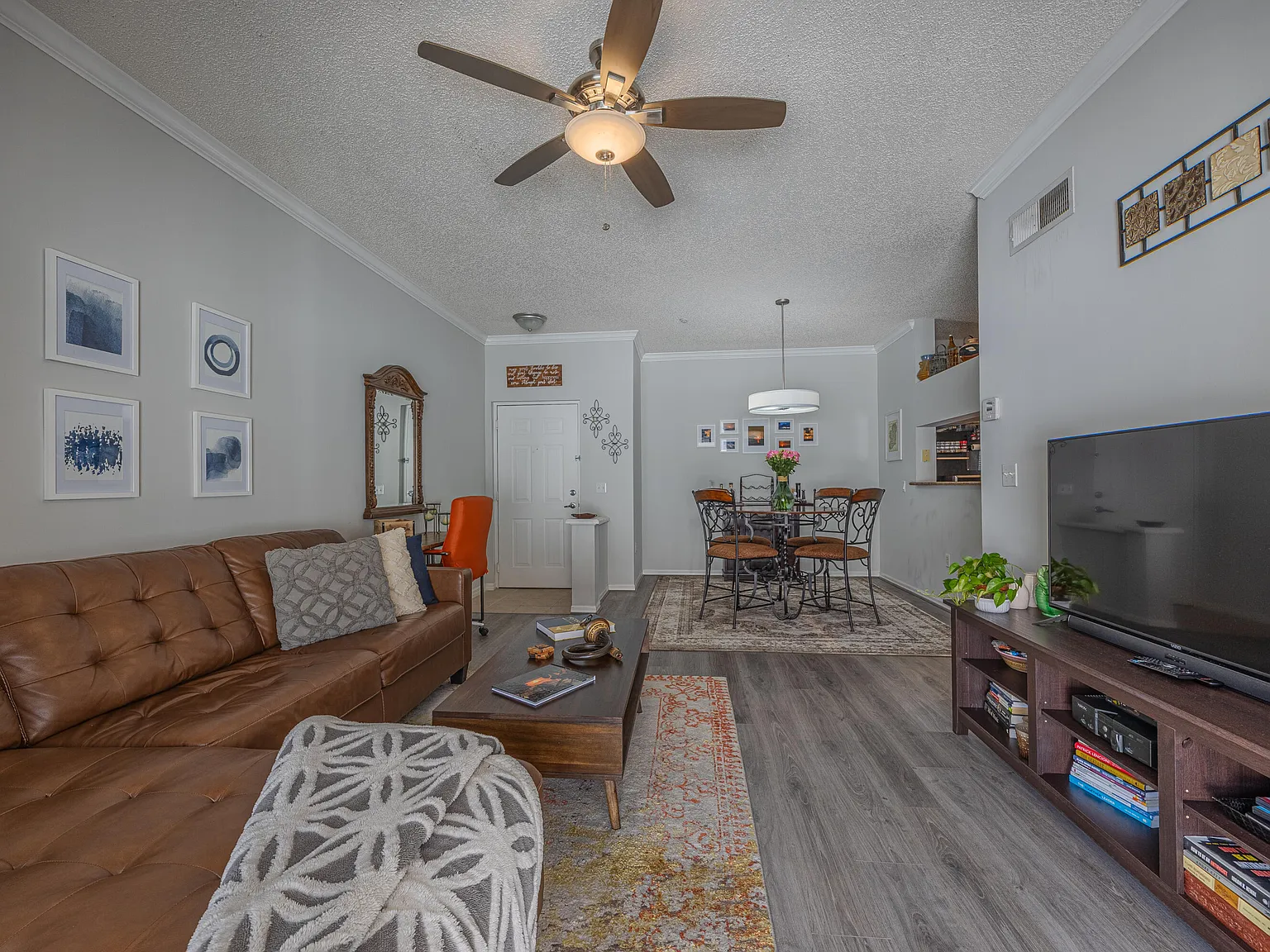 1 bed, 1.0 bath, 750 sqft, $2,750 — Photo 2
