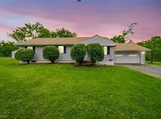 8625 Ravenna Rd, Chardon, OH 44024