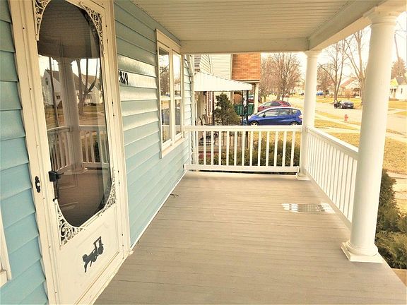Cozy Front Porch