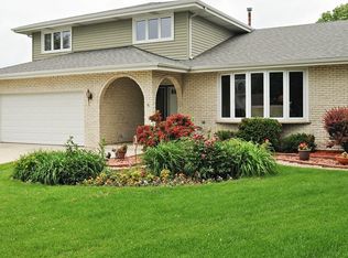 15511 S Maple Ct, Homer Glen, IL 60491