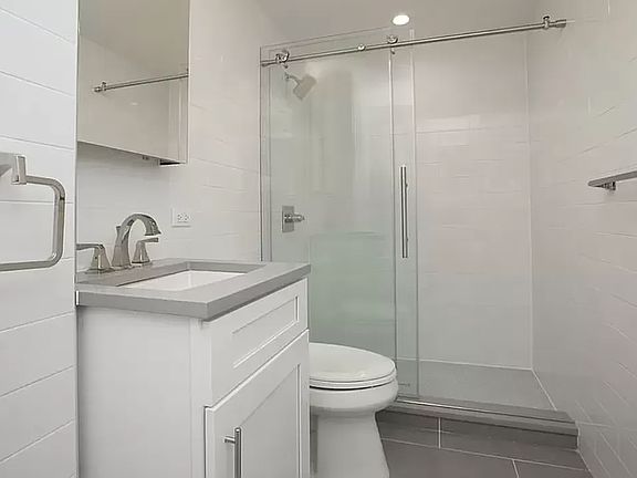 5th image of 152 Ludlow St #2