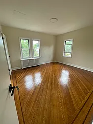 Rented by Metropolis International Realty Inc.