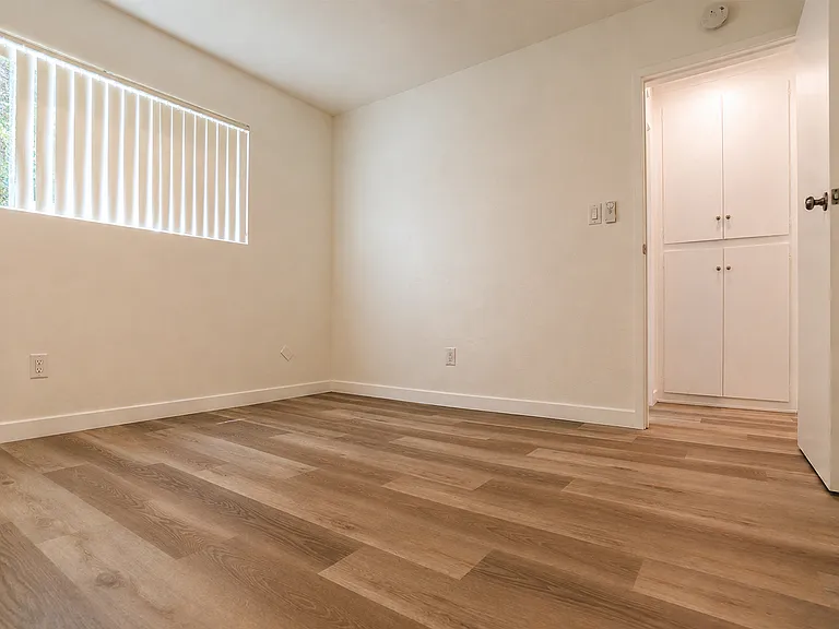 4625 Florida St #15 — Photo 10
