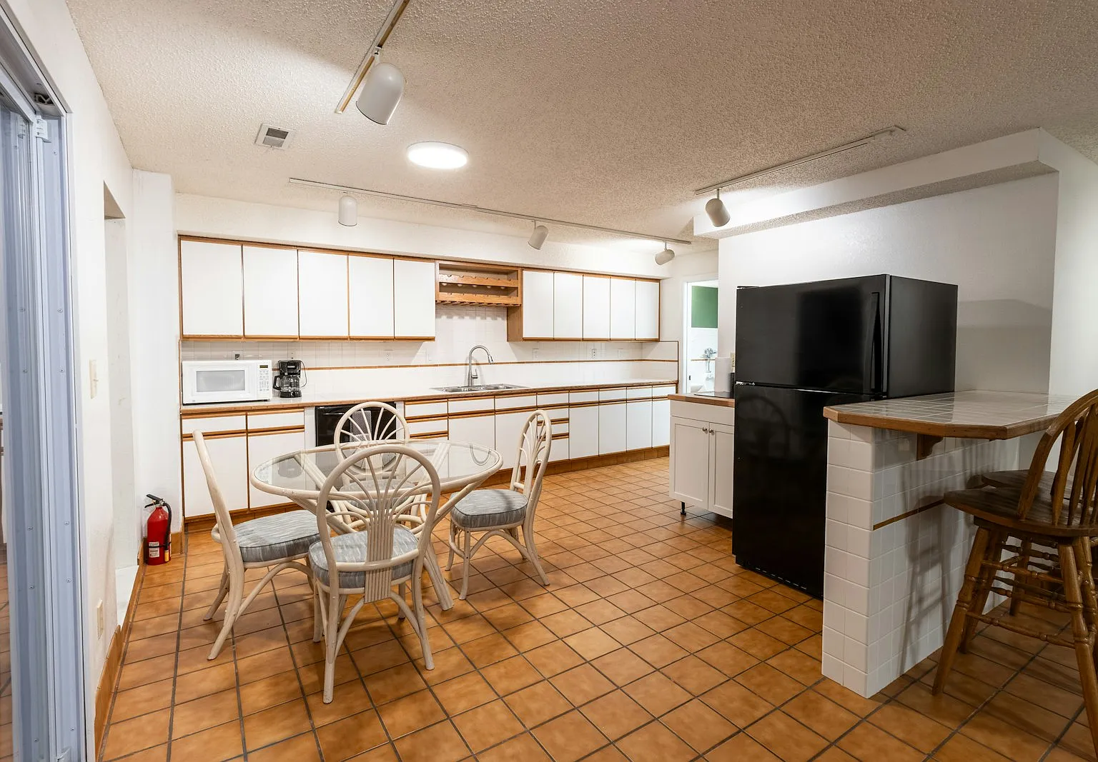 68 Klamm Park, Unit 3 bed Lower — Photo 1