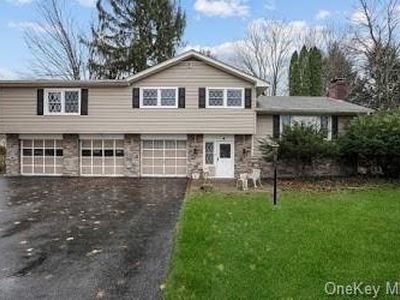 5 Maple Pl, Hopewell Junction, NY, 12533
