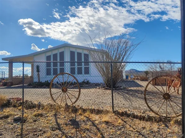 29825 Ives Dr, Meadview, AZ 86444