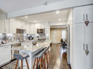 16 W Valley Stream Blvd APT 1, Valley Stream, NY 11580