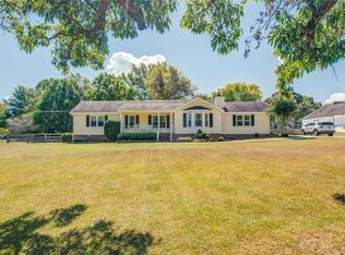 1522 Pharrs Rd, Grayson, GA 30017