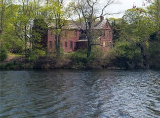 1401 Tower Hill Rd, North Kingstown, RI 02852