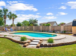 157 Candlewick Cir, Panama City, FL 32405