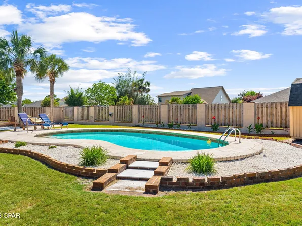 157 Candlewick Cir, Panama City, FL 32405