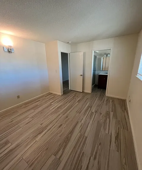 7560 Valley Vista Ave — Photo 16