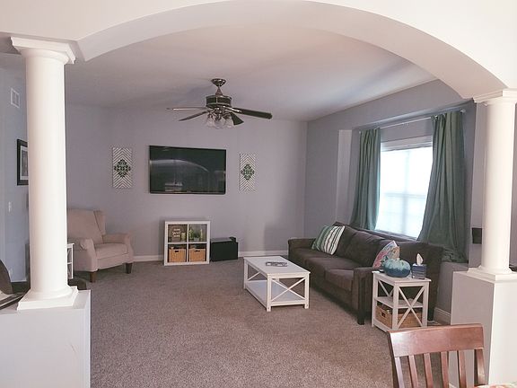 Living room 16x 17