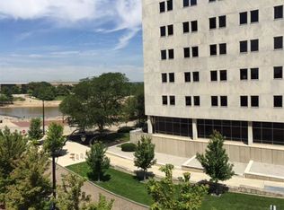 85 W Town St, Columbus, OH 43215